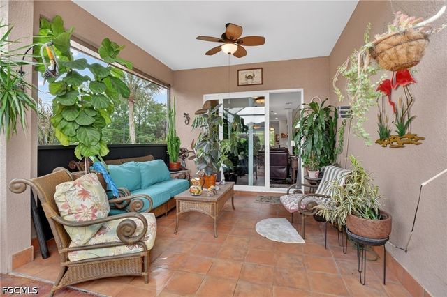 2522 Dora CT, Lehigh Acres, FL 33971