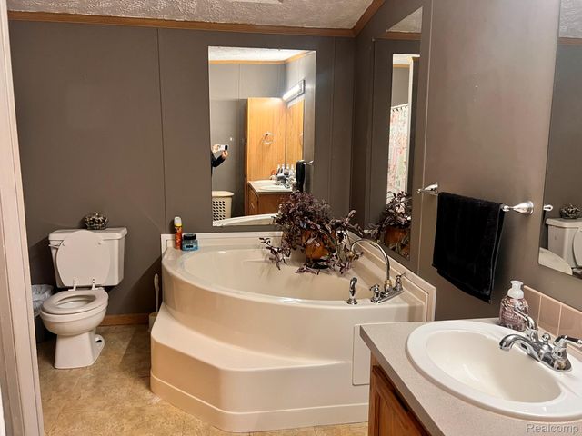 59 S Bassett Road, Elba Township, MI 48446