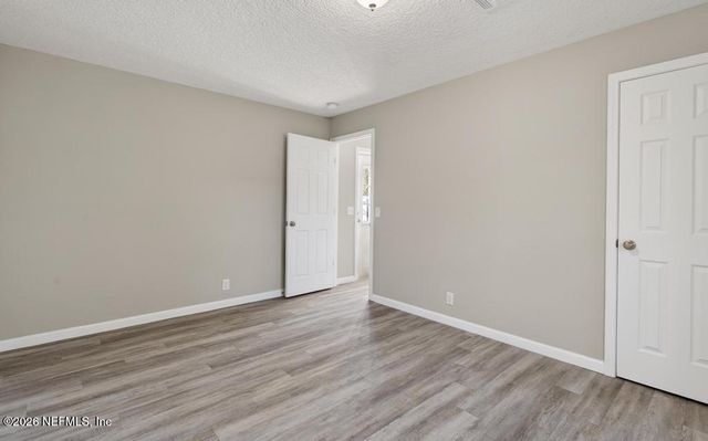 7640 SUNWOOD Drive, Jacksonville, FL 32256