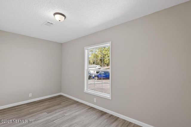 7640 SUNWOOD Drive, Jacksonville, FL 32256