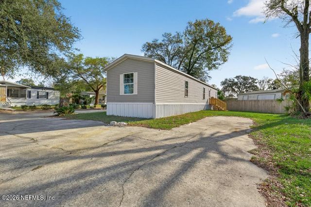 7640 SUNWOOD Drive, Jacksonville, FL 32256