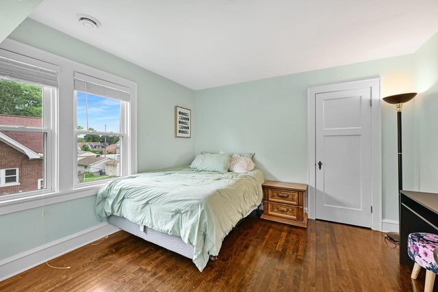 3722 E Martin AVENUE, Cudahy, WI 53110