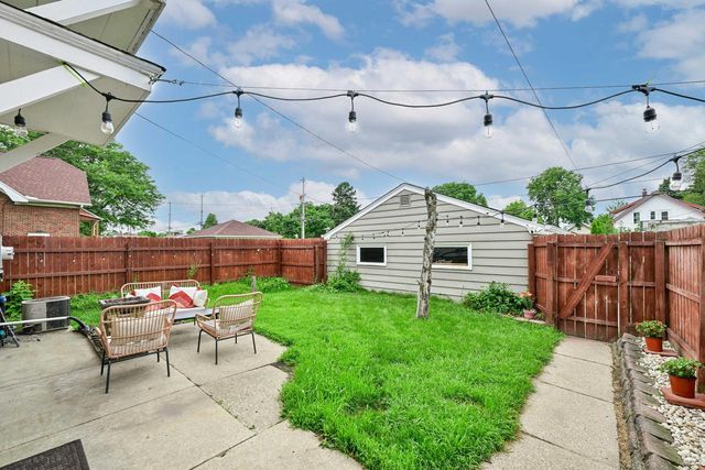 3722 E Martin AVENUE, Cudahy, WI 53110