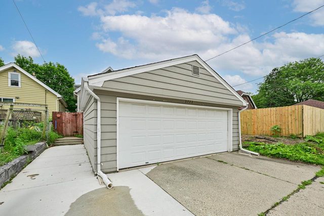 3722 E Martin AVENUE, Cudahy, WI 53110