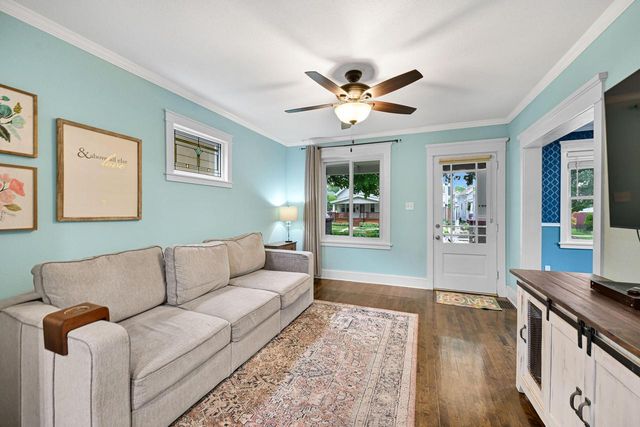 3722 E Martin AVENUE, Cudahy, WI 53110