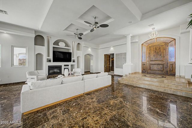 1823 E WINDROSE Drive, Phoenix, AZ 85022