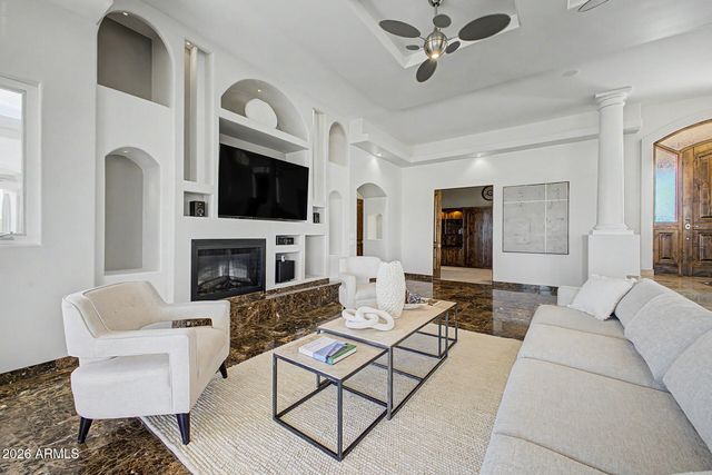 1823 E WINDROSE Drive, Phoenix, AZ 85022