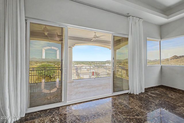1823 E WINDROSE Drive, Phoenix, AZ 85022