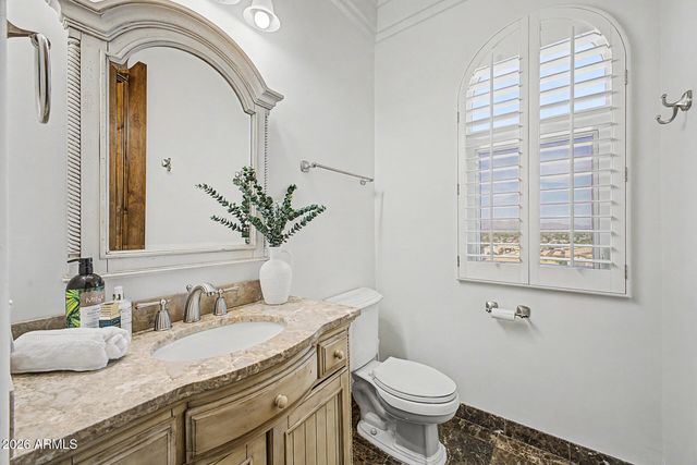1823 E WINDROSE Drive, Phoenix, AZ 85022