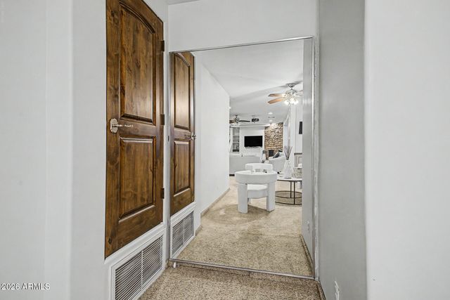 1823 E WINDROSE Drive, Phoenix, AZ 85022