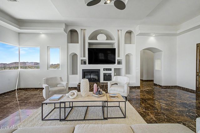 1823 E WINDROSE Drive, Phoenix, AZ 85022
