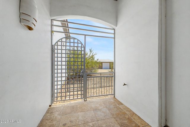 1823 E WINDROSE Drive, Phoenix, AZ 85022