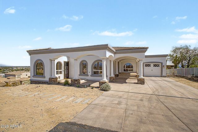 1823 E WINDROSE Drive, Phoenix, AZ 85022