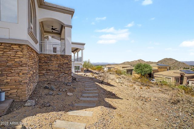1823 E WINDROSE Drive, Phoenix, AZ 85022
