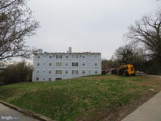 800 BARNABY ST SE, Washington, DC 20032