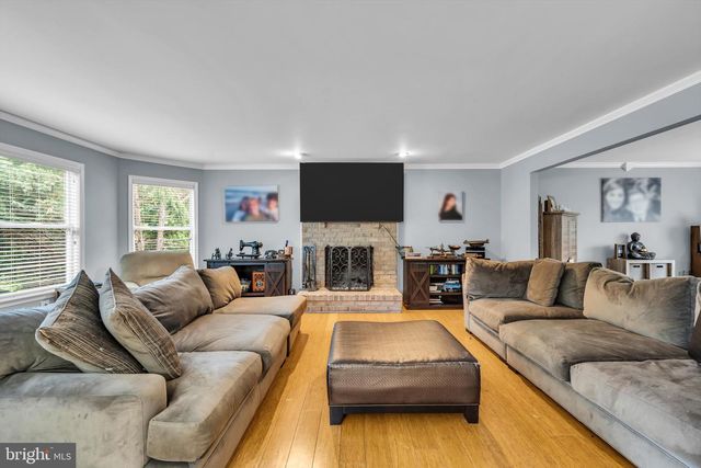 2 TANAGER LN, Robbinsville, NJ 08691