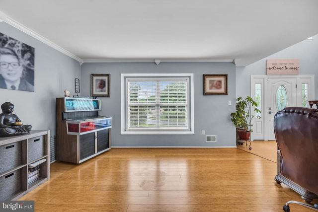 2 TANAGER LN, Robbinsville, NJ 08691