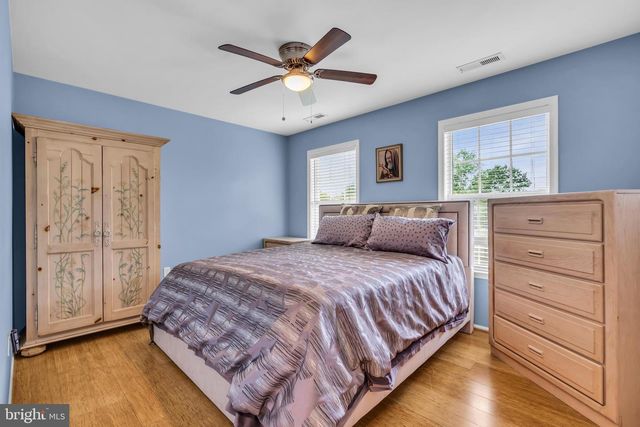 2 TANAGER LN, Robbinsville, NJ 08691