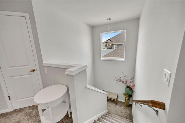 8829 S Shady Leaf LANE, Franklin, WI 53132