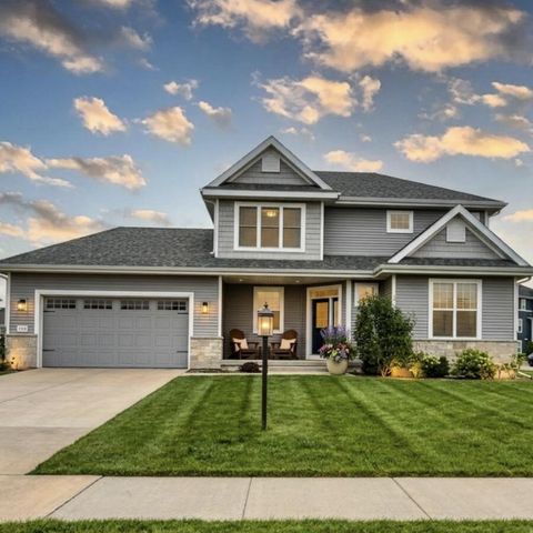 8829 S Shady Leaf LANE, Franklin, WI 53132