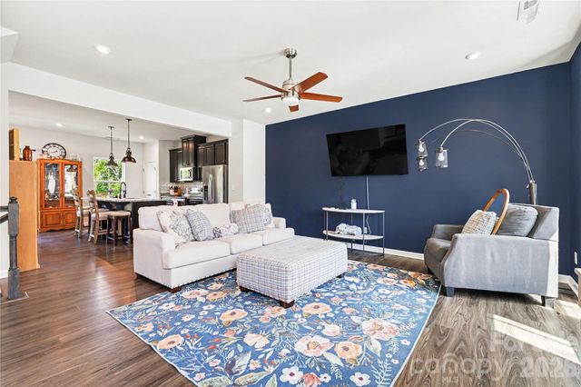 409 Lahinch Drive, Tega Cay, SC 29708