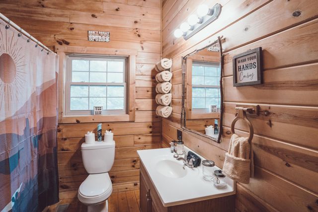 28843 Big Pine Road, Logan, OH 43138