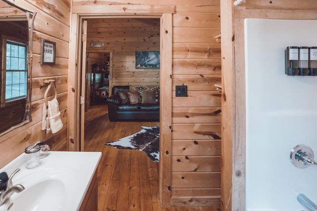 28843 Big Pine Road, Logan, OH 43138