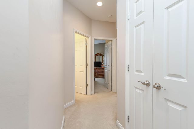 1232 RYAN DR, Centralia, MO 65240