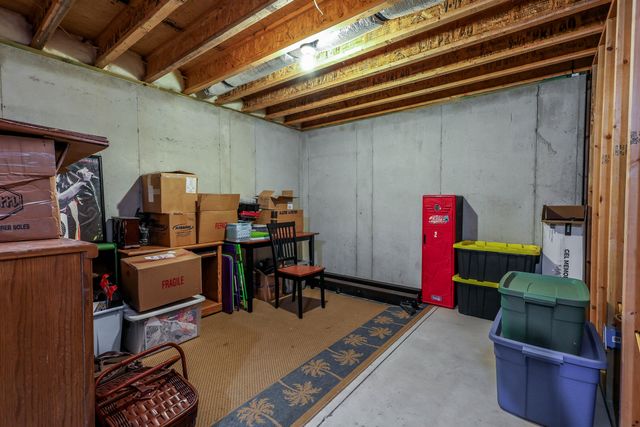 1232 RYAN DR, Centralia, MO 65240