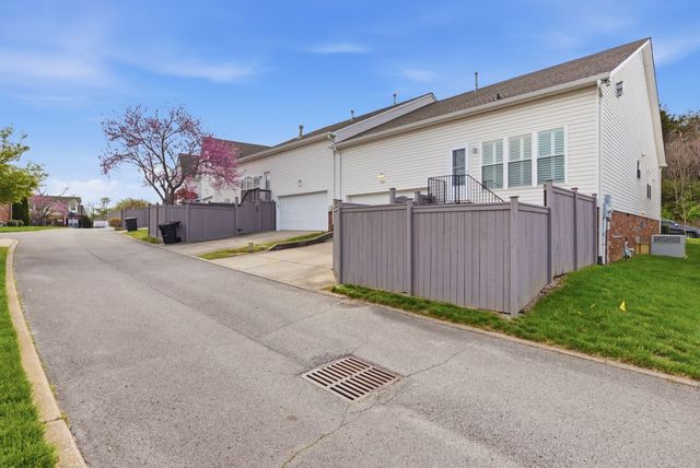 1928 Turning Wheel Ln, Franklin, TN 37067