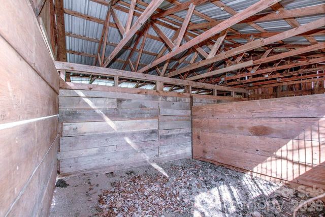 508 Liles Lane, Hiddenite, NC 28636