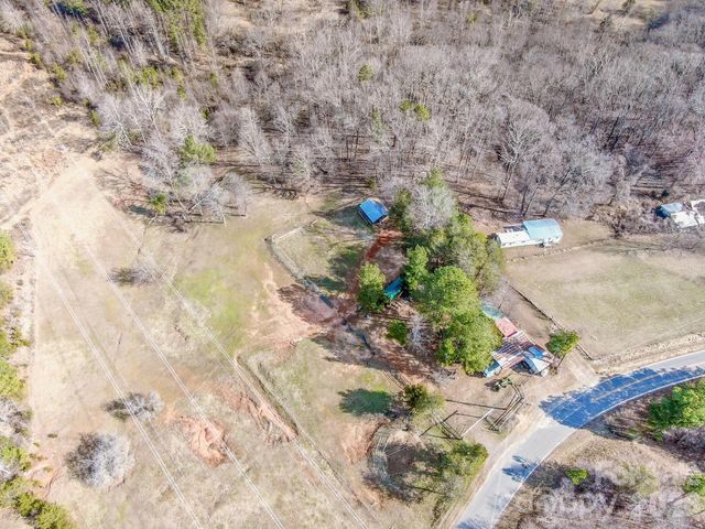 508 Liles Lane, Hiddenite, NC 28636