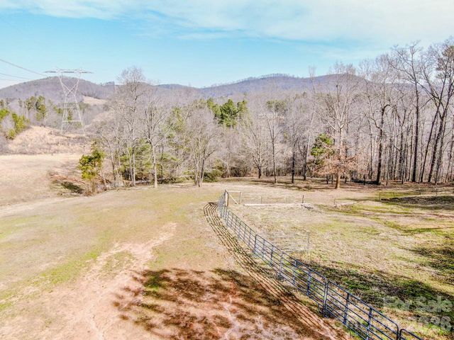 508 Liles Lane, Hiddenite, NC 28636
