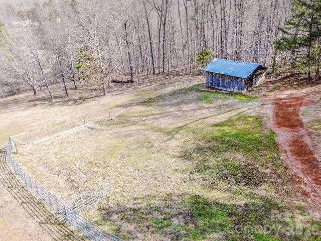508 Liles Lane, Hiddenite, NC 28636
