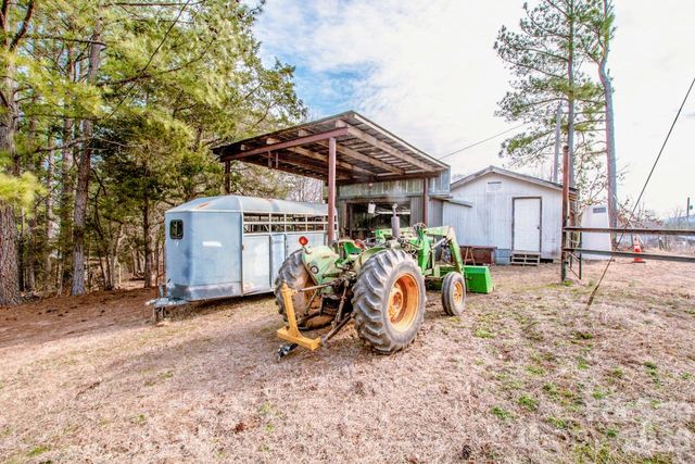 508 Liles Lane, Hiddenite, NC 28636