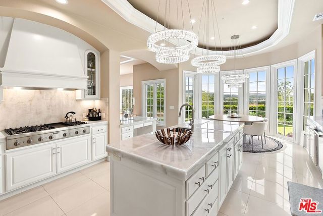 1403 Kingsboro Court, Westlake Village, CA 91362