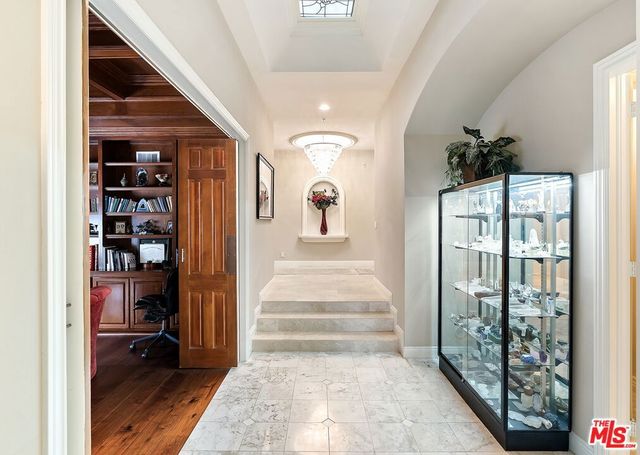 1403 Kingsboro Court, Westlake Village, CA 91362