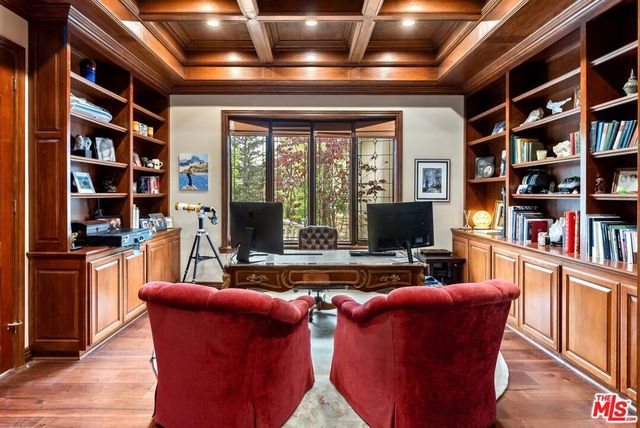 1403 Kingsboro Court, Westlake Village, CA 91362