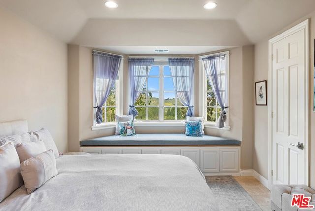 1403 Kingsboro Court, Westlake Village, CA 91362