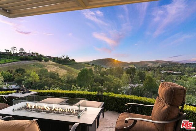 1403 Kingsboro Court, Westlake Village, CA 91362