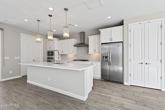 2004 E PARK VIEW Lane, Phoenix, AZ 85024