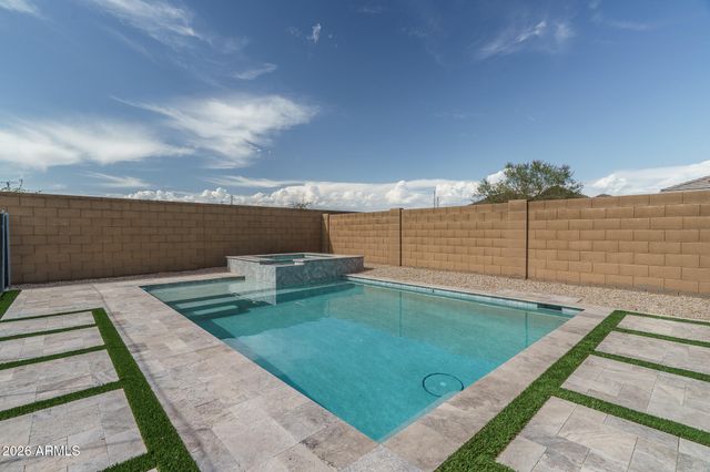 2004 E PARK VIEW Lane, Phoenix, AZ 85024