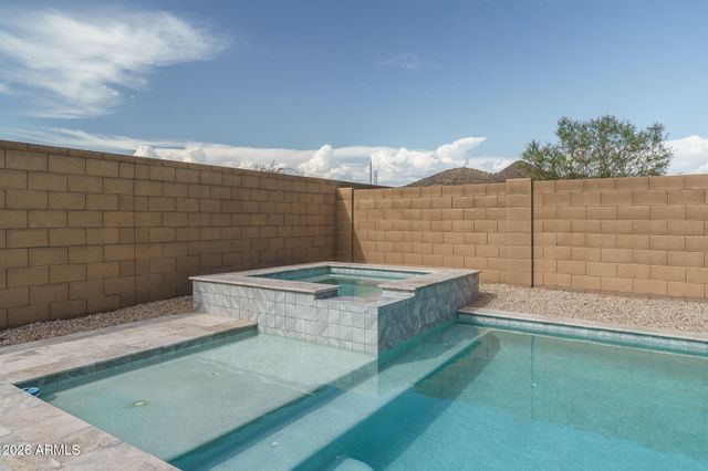 2004 E PARK VIEW Lane, Phoenix, AZ 85024