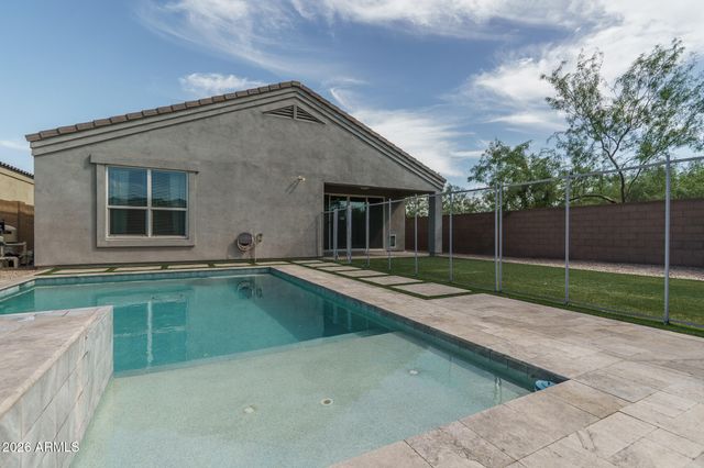2004 E PARK VIEW Lane, Phoenix, AZ 85024