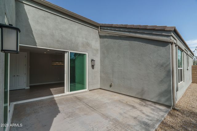 2004 E PARK VIEW Lane, Phoenix, AZ 85024