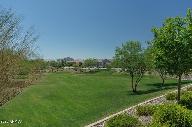 2004 E PARK VIEW Lane, Phoenix, AZ 85024