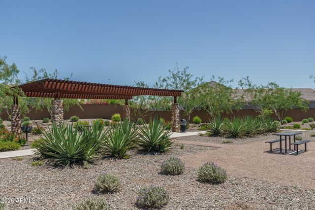 2004 E PARK VIEW Lane, Phoenix, AZ 85024