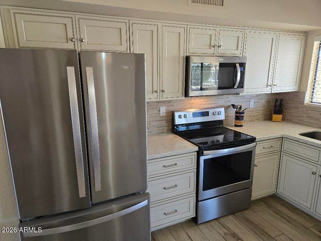 14723 W ANTELOPE Drive, Sun City West, AZ 85375