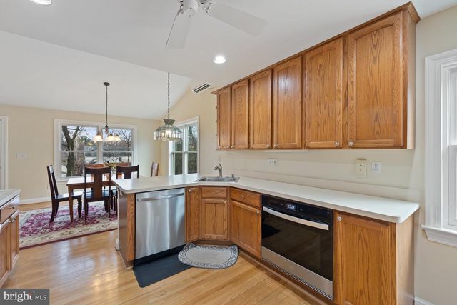 527 BEALL AVE, Rockville, MD 20850