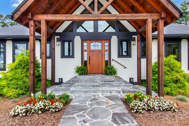 1046 Crossroads Church Road, Ellijay, GA 30540